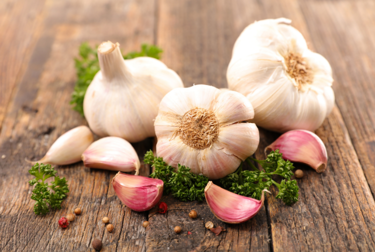 Benefits of Eating Garlic on a Daily Basis